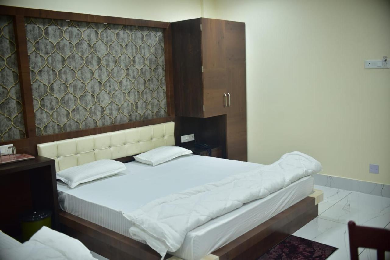 Hotel Sai Krishna Balasore Eksteriør billede